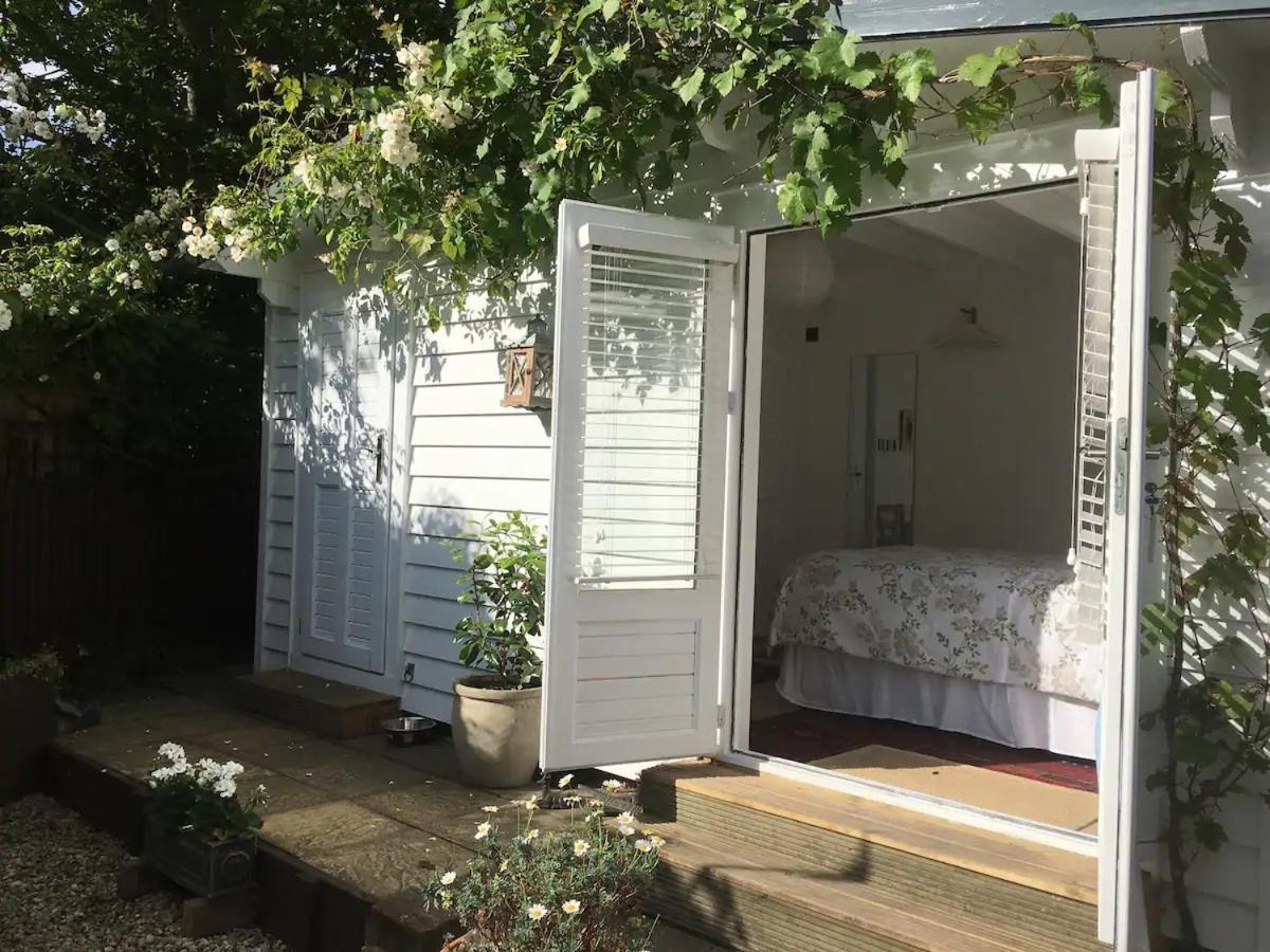 Garden Studio Кранбрук Екстериор снимка